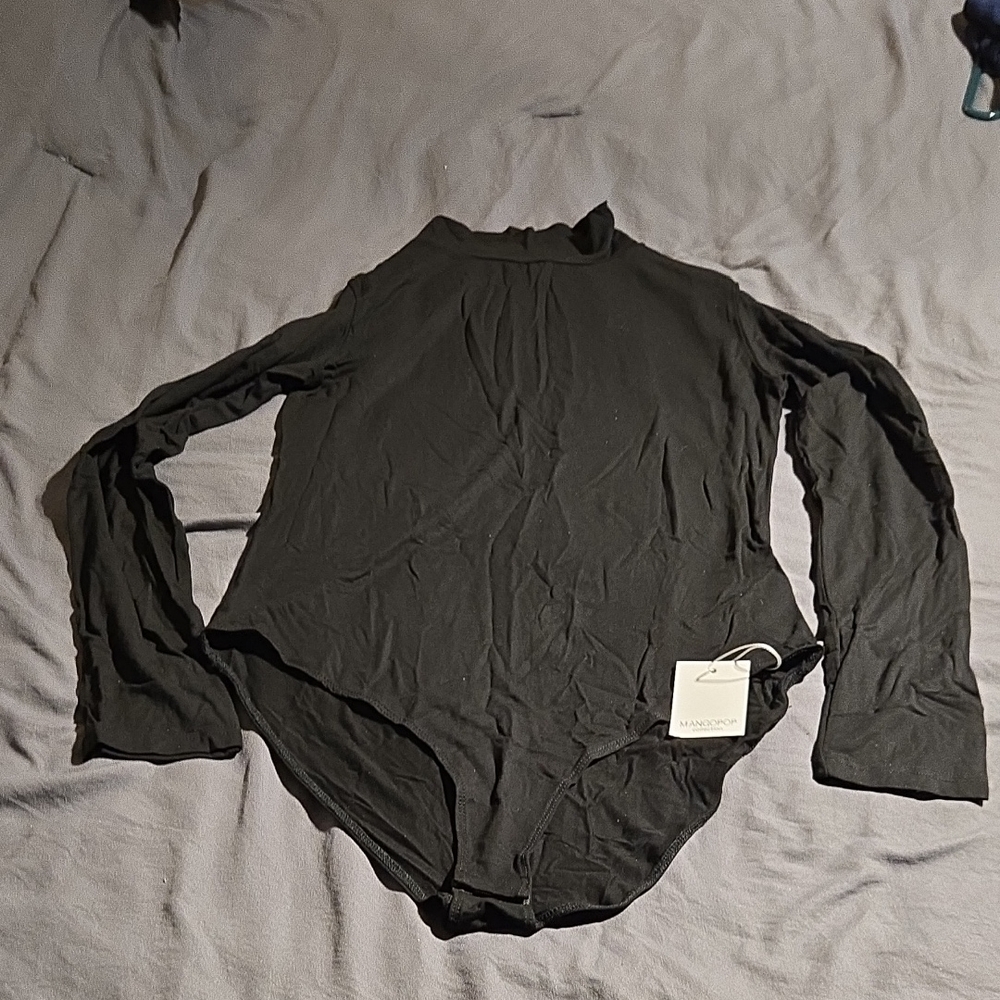 MangoPop Black Long Sleeve bodysuit NWT